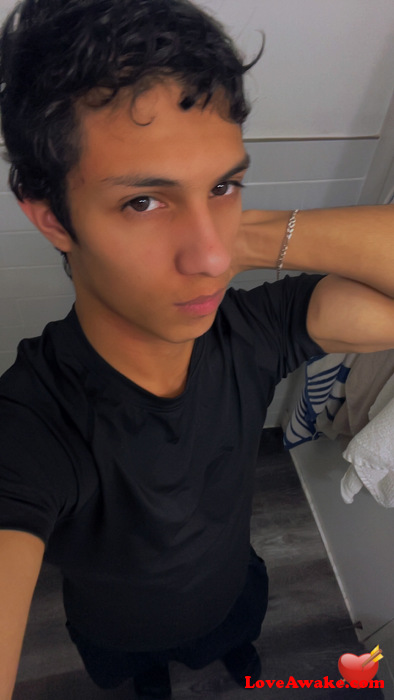 xmoonlight67x Canadian Man from Hamilton