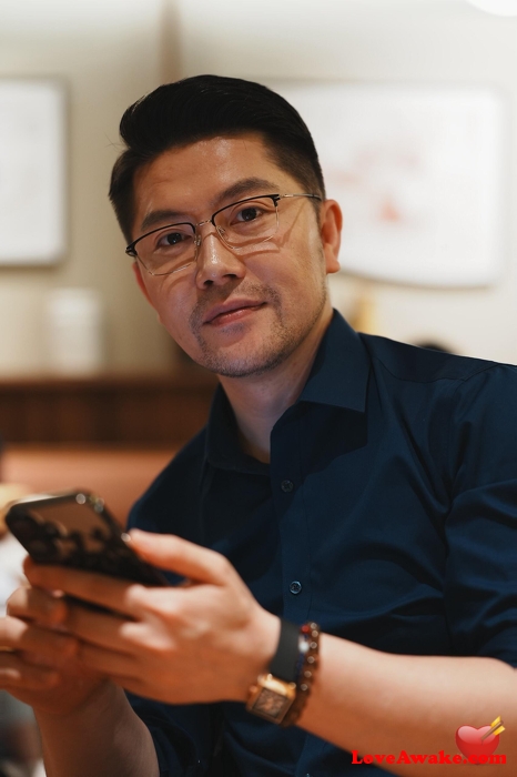 YuanChengZhi Hong Kong Man from Hong Kong