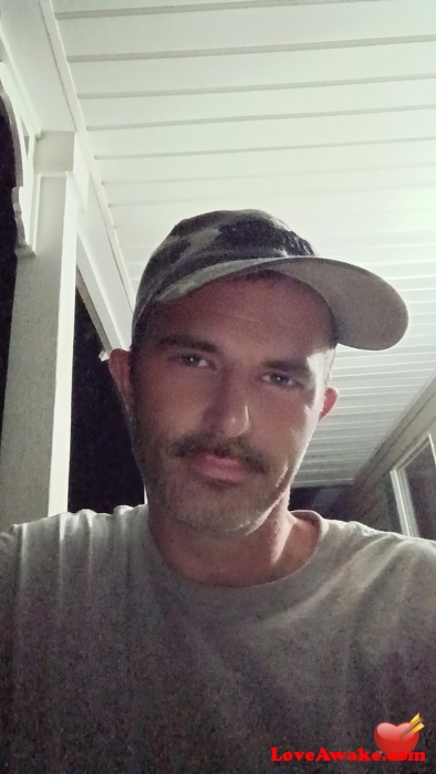 Taciastepheng American Man from Conway
