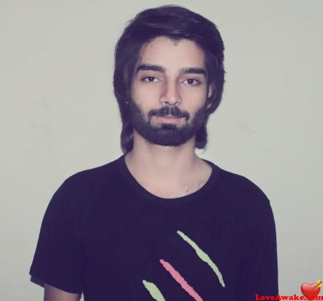 Hamza4 Pakistani Man from Lahore