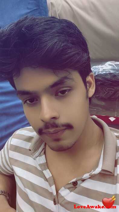 Mdabid Qatari Man from Al Sadd