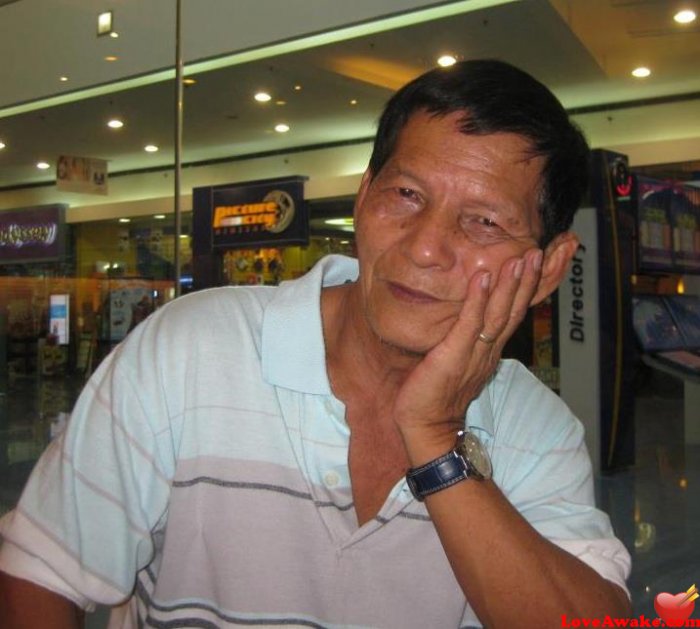 robertnaguit Filipina Man from Manila