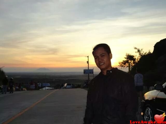 edcell01 Vietnamese Man from Ho Chi Minh City