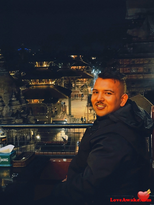 Cracktzz Nepali Man from Kathmandu