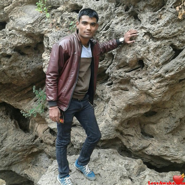 Haider353 Indian Man from Vadodara