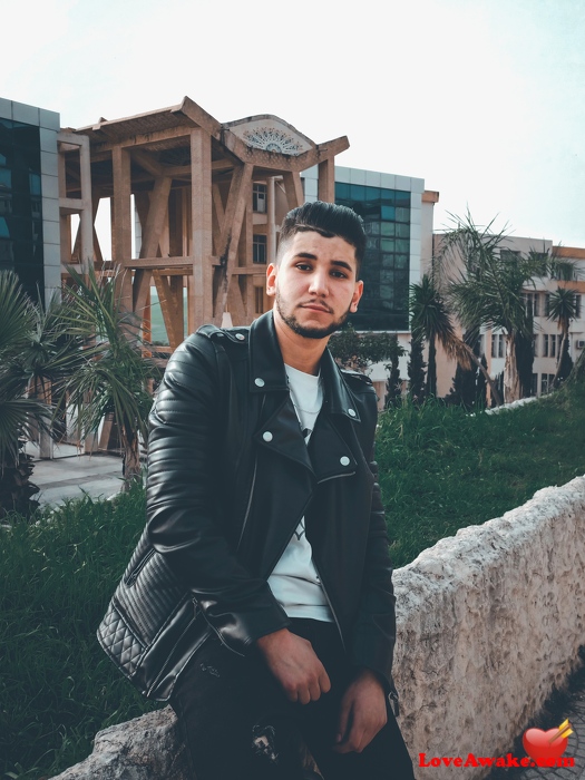 Fouaddn Algerian Man from Alger (Algiers)