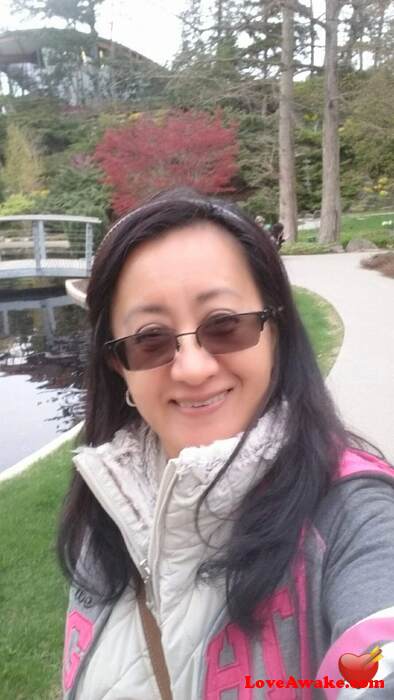 Lady-60 Canadian Woman from Toronto