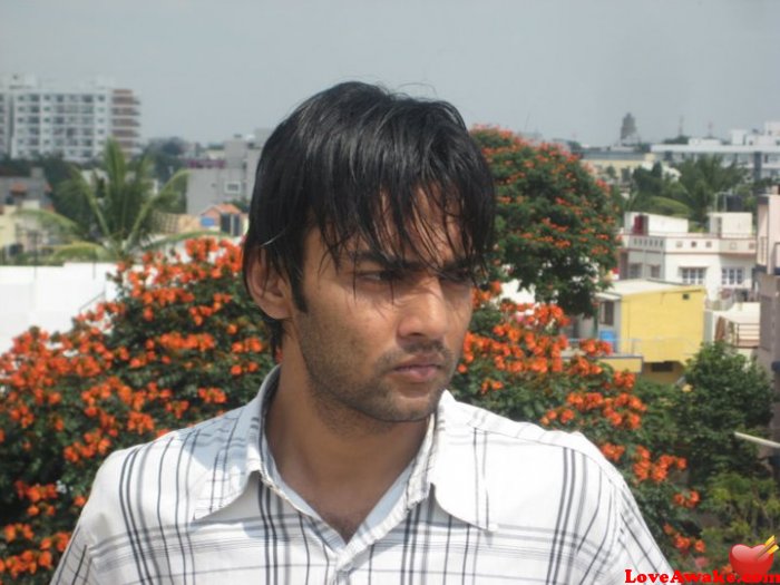 shaan700 Indian Man from Bangalore