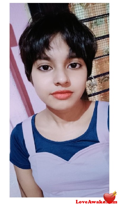 Aina18 UAE Woman from Dubai