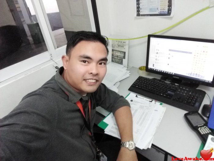 Vicenteanoos Filipina Man from Cavite, Luzon