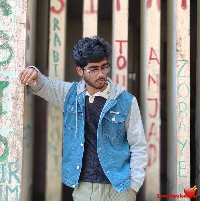 fragranceii Bangladeshi Man from Dhaka