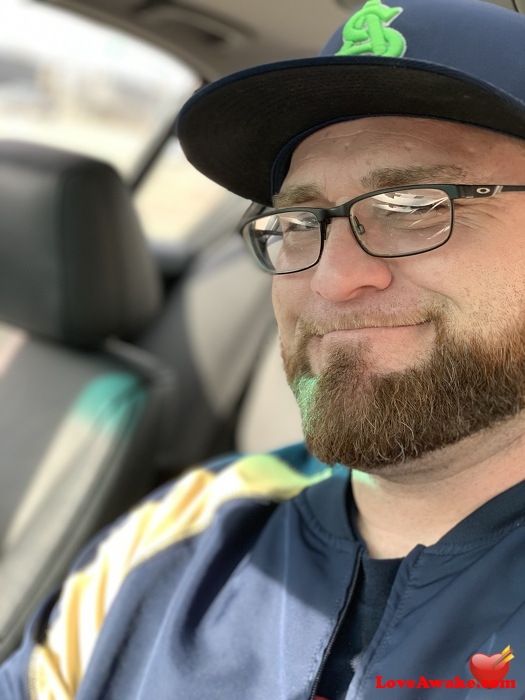 JayHick03 American Man from Cedar Rapids
