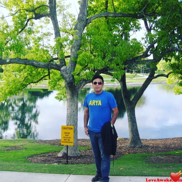 Randyi American Man from Los Angeles