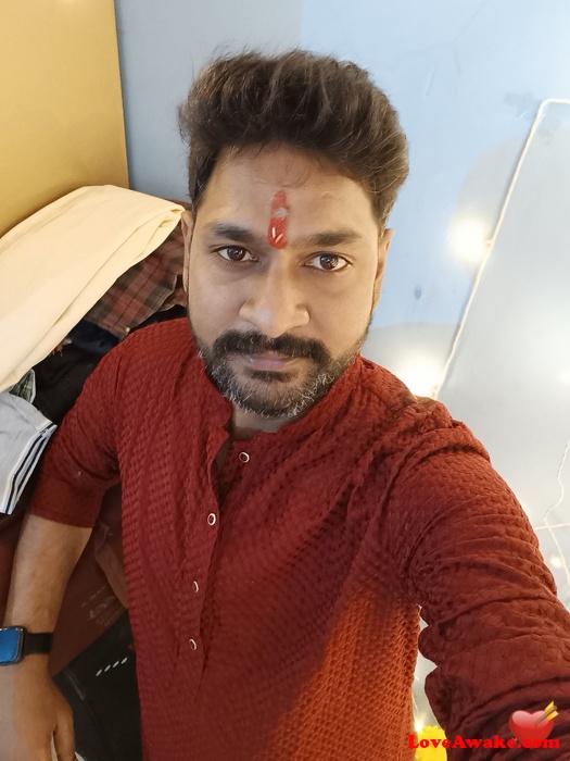 Omvir-mourya1 Indian Man from Guwahati