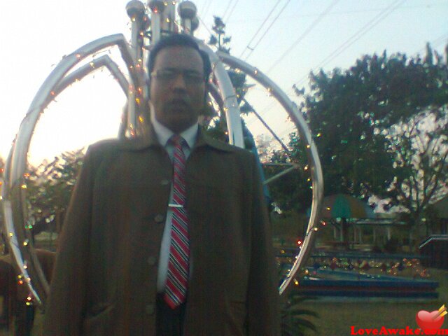 Sekhor Bangladeshi Man from Dhaka