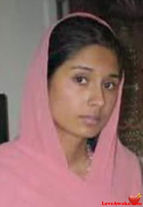 arifa Pakistani Woman from Gujranwala