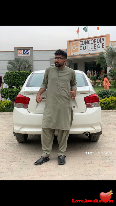 Ar4567 Pakistani Man from Sahiwal