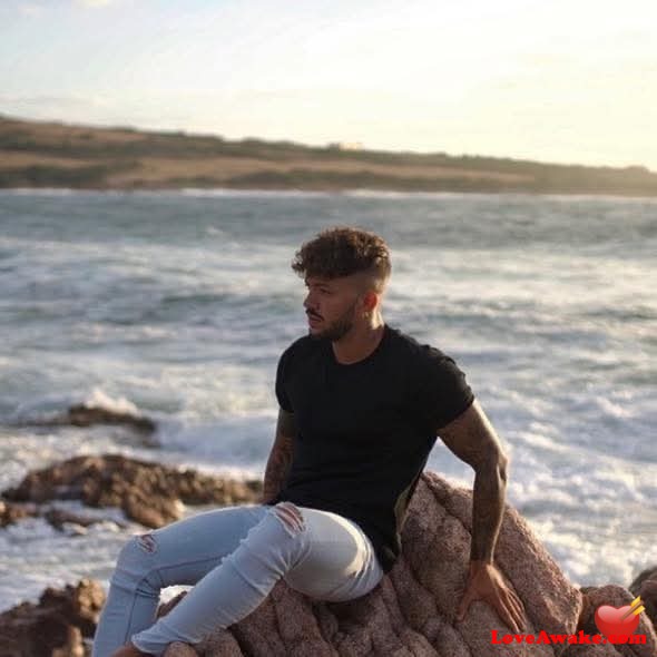 Johnny9292 UK Man from Ventnor