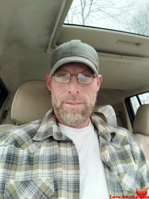 Jlee76 American Man from Exeter