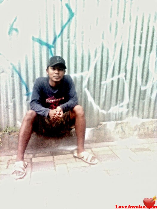 den28adhit Indonesian Man from Bandung, Java