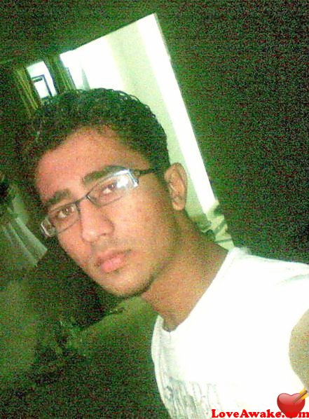 mrmad121 Pakistani Man from Mandi Bahauddin