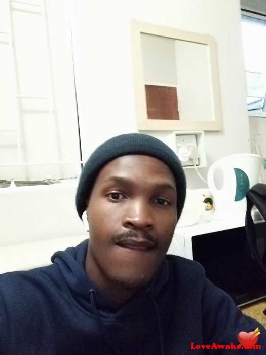 TebzaaR African Man from Bloemfontein