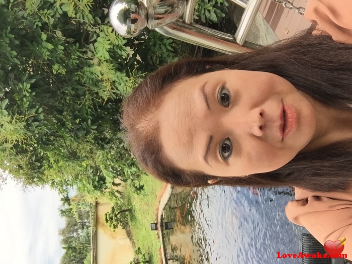 Tracey2025 Canadian Woman from Aurora