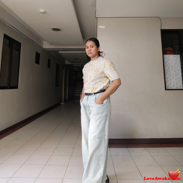 Olivercle Filipina Woman from Batangas, Luzon