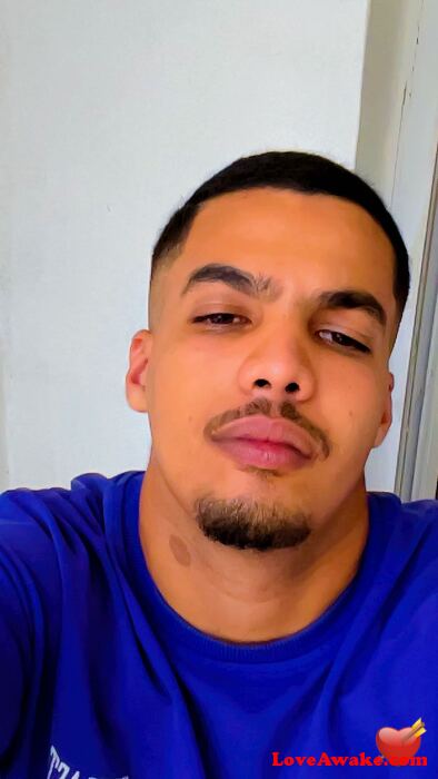 Iyaad Algerian Man from Alger (Algiers)