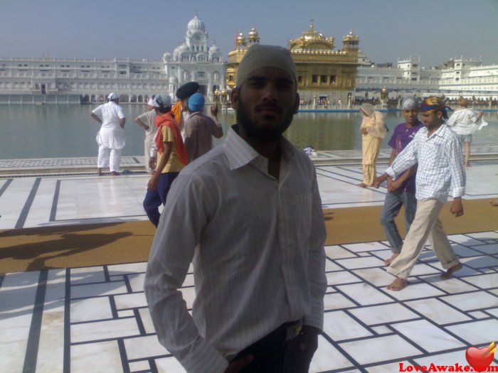 jhon2rx Indian Man from Srinagar