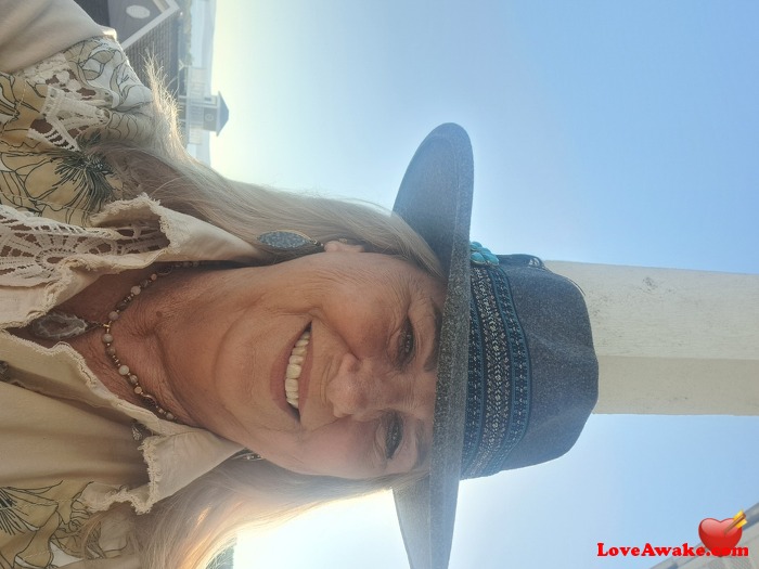 Kathymik American Woman from Canton