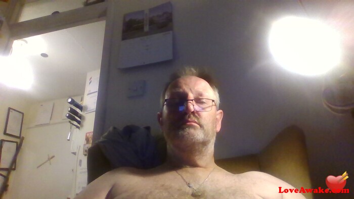 micramicra UK Man from Dunstable