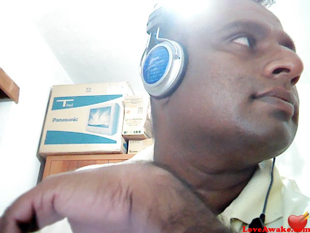 senak30 Sri Lankan Man from Ratnapura