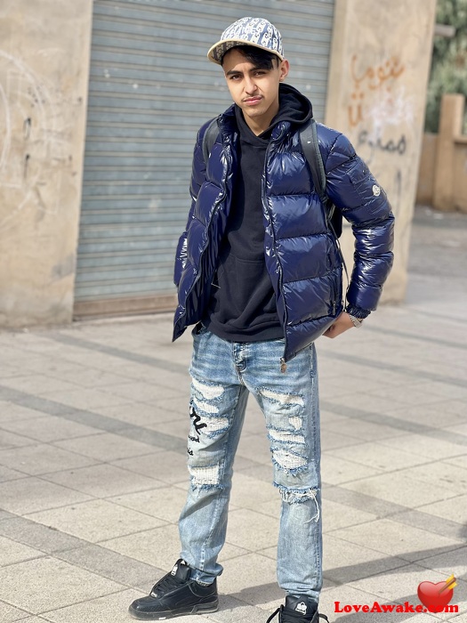 94nouff Algerian Man from Alger (Algiers)