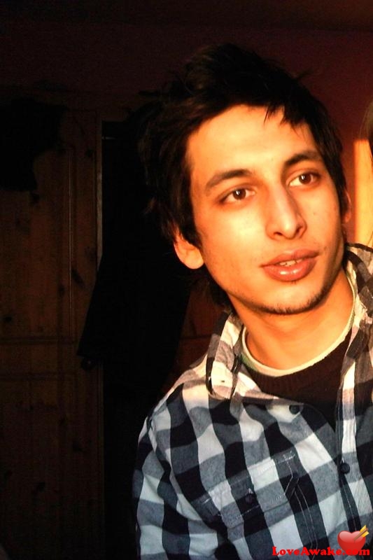bkhan7 Belgian Man from Brussel (Bruxelles)