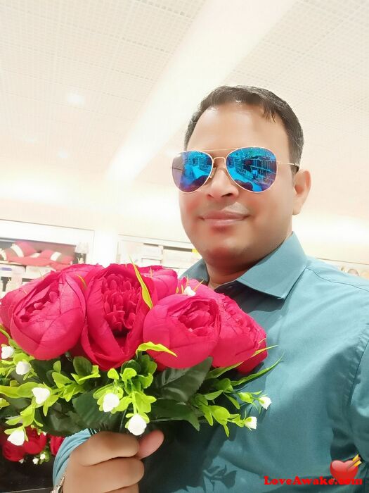 parmesh20 Omani Man from Muscat