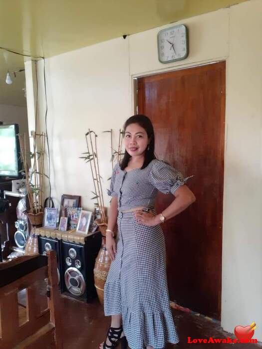 Nayomie Filipina Woman from Catarman