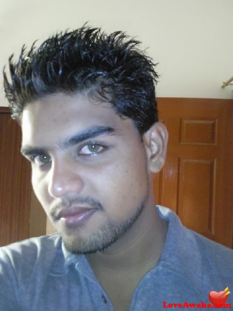 smrkhn Pakistani Man from Karachi