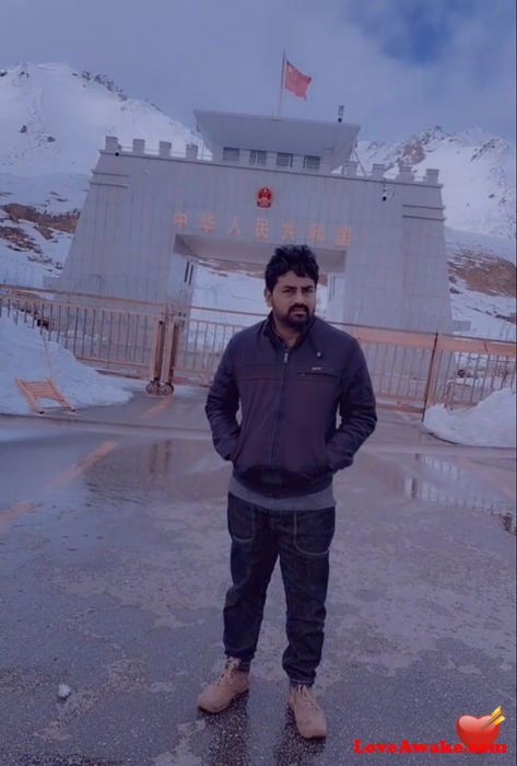 Waqaskhan1122 UAE Man from Dubai