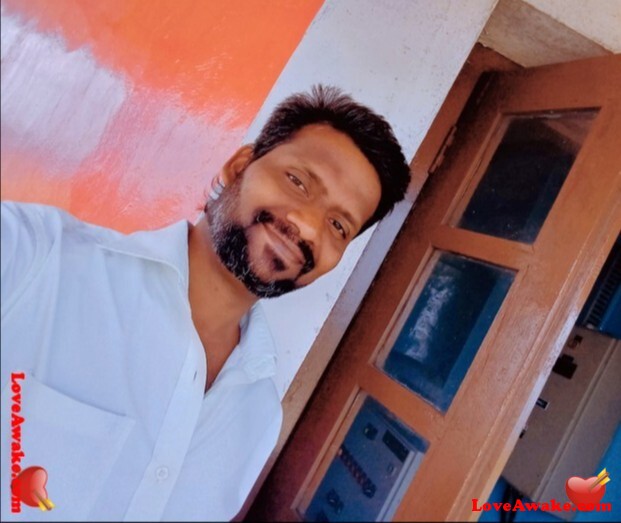 Salluguna Indian Man from Peravurani