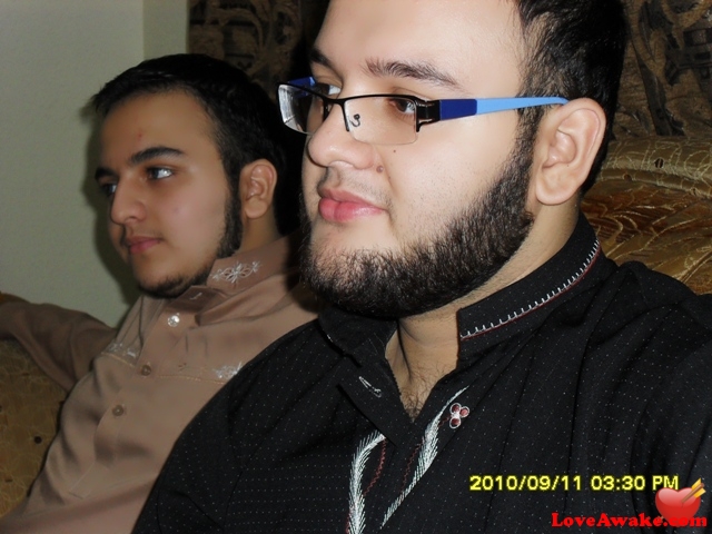painfuleyez Pakistani Man from Islamabad