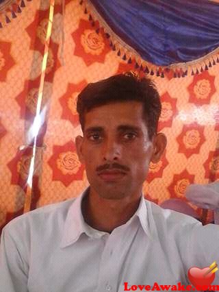 malik056 Pakistani Man from Sheikhupura