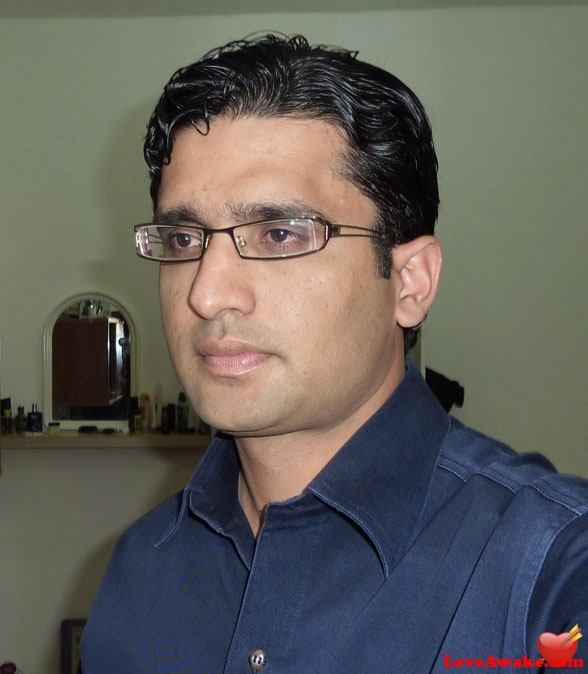 s4shahzad Pakistani Man from Mian Channu