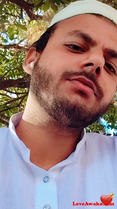 skbmllck7070 Indian Man from Patna