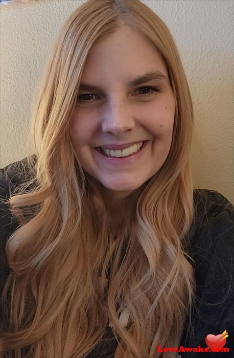 Buttreyzelma American Woman from Maryville
