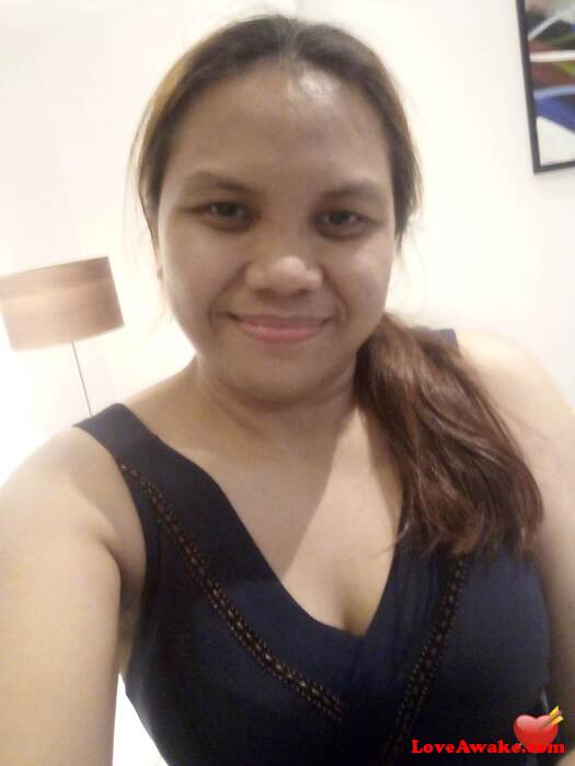 Joyans Filipina Woman from Pasay, Luzon