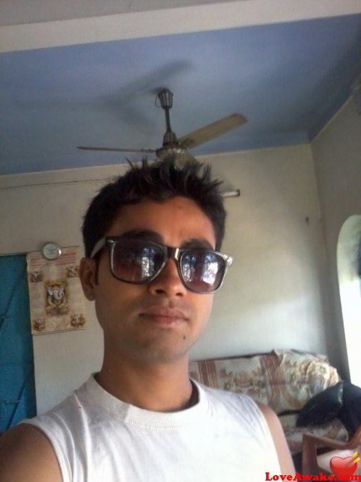jimiro Indian Man from Kolkata (ex Calcutta)