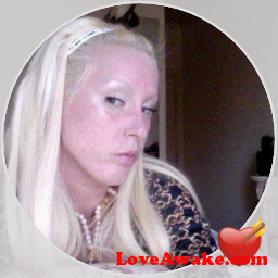 SugarBunny1 American Woman from Bedford