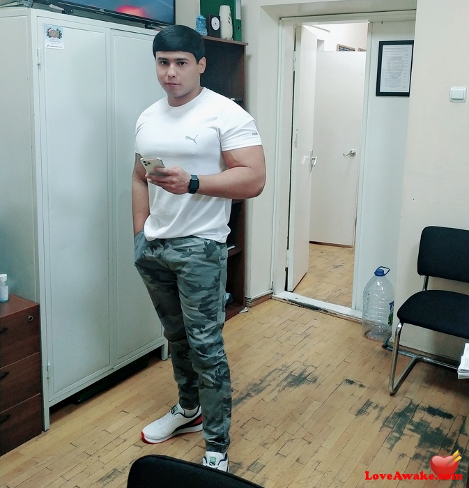 Azamat99 American Man from Bear Valley
