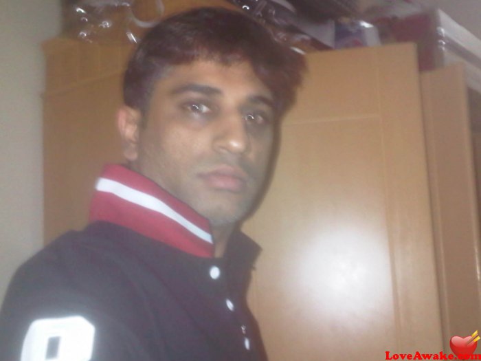 deep-143 Indian Man from Mumbai (ex Bombay)